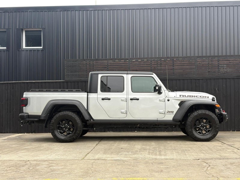 2025 Jeep Gladiator Rubicon image 2