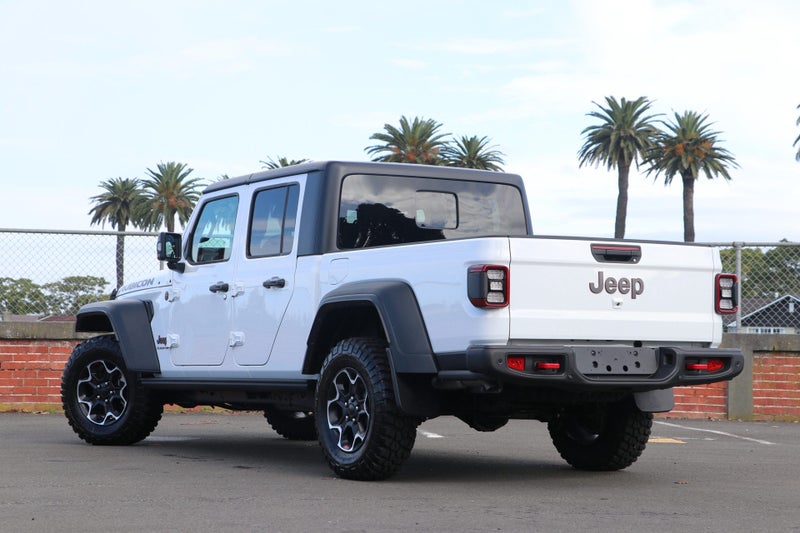 2025 Jeep Gladiator Rubicon 3.6P/4WD/8AT image 2