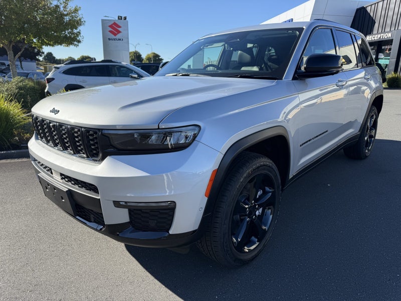 2025 Jeep Grand Cherokee 3.6 Ltd Petrol Auto image 3