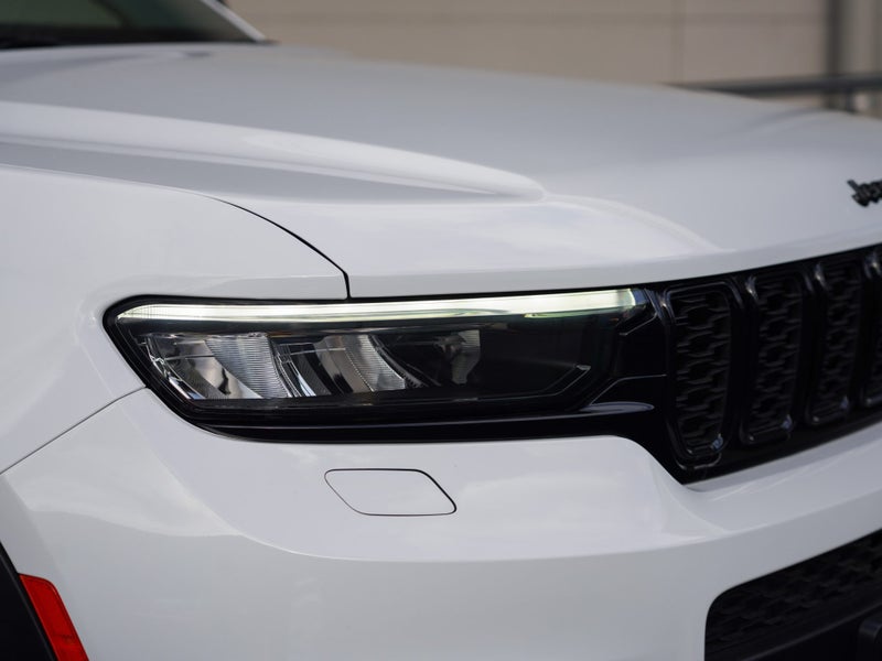 2025 Jeep Grand Cherokee L Limited Midnight Edi... image 4