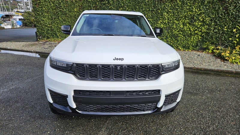 2025 Jeep Grand Cherokee Limited 3.6 4X image 2