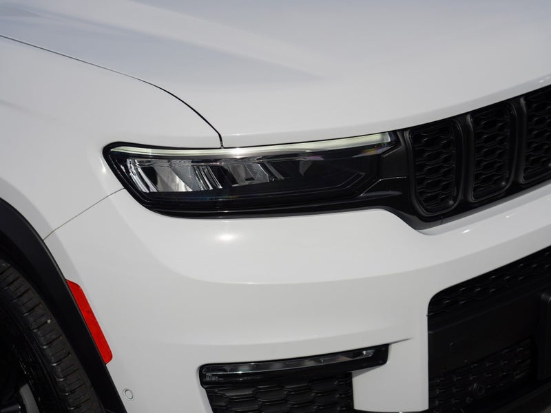 2025 Jeep Grand Cherokee Limited 3.6P 4WD 5Dr W... image 3