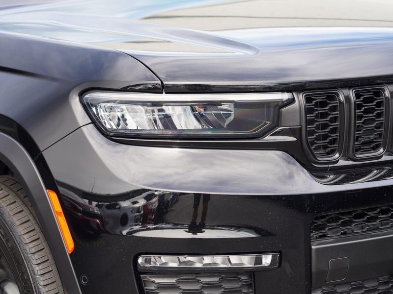 2025 Jeep Grand Cherokee Limited 3.6P 4WD 5Dr W... image 3