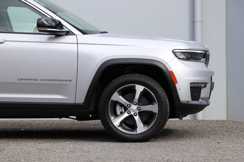 2025 Jeep Grand Cherokee Limited 5-Seat 3.6P image 5