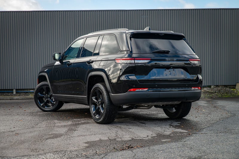 2025 Jeep Grand Cherokee Limited 5-Seat 3.6P image 2