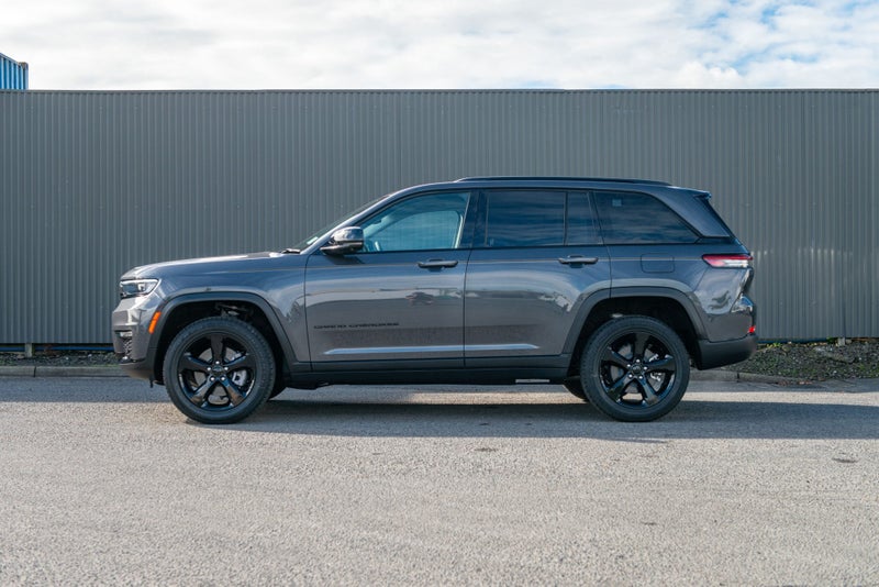 2025 Jeep Grand Cherokee Limited 5-Seat 3.6P image 4