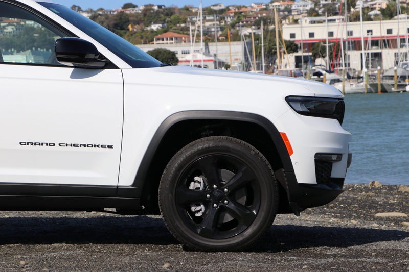 2025 Jeep Grand Cherokee Limited 5-Seat 3.6P (B... image 4