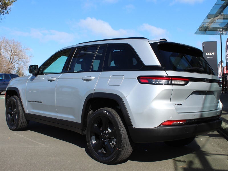 2025 Jeep Grand Cherokee Limited 5-Seat image 4