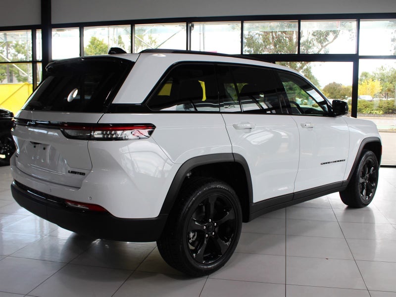 2025 Jeep Grand Cherokee Limited 5-Seat image 5
