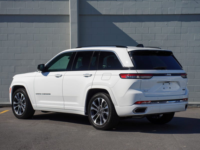2025 Jeep Grand Cherokee Overland 3.6P 8A 4WD 5... image 2