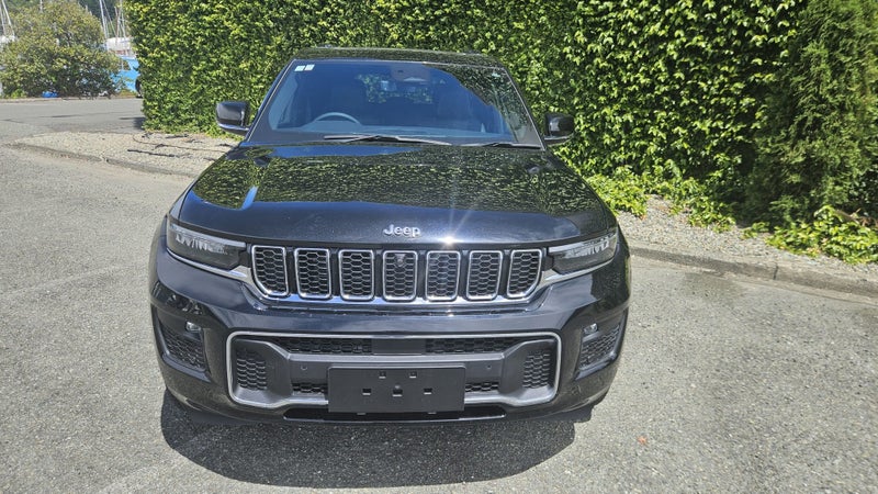 2025 Jeep Grand Cherokee Overland 5 image 2