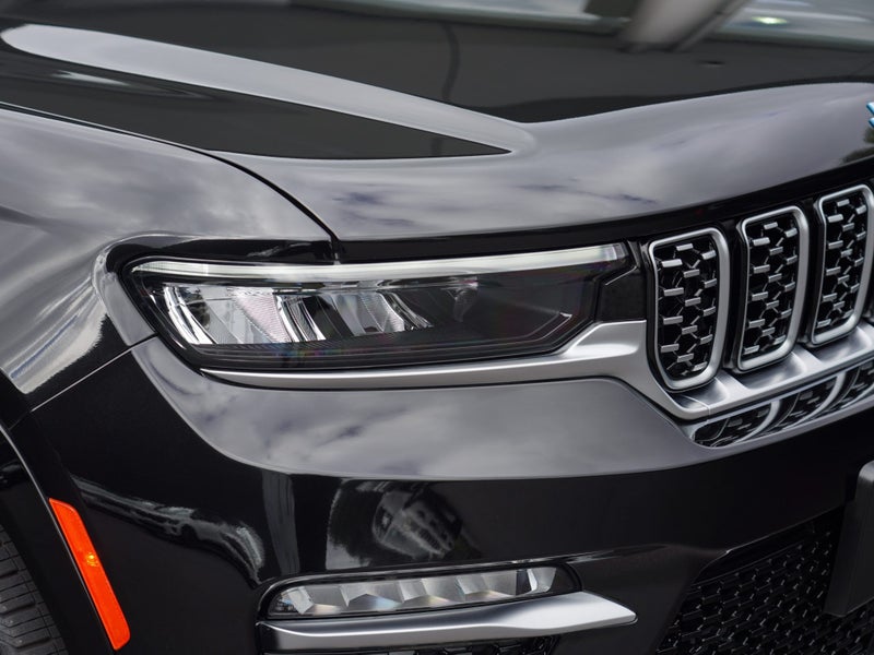 2025 Jeep Grand Cherokee Summit 4xe 2.0T 8A 5Dr... image 4