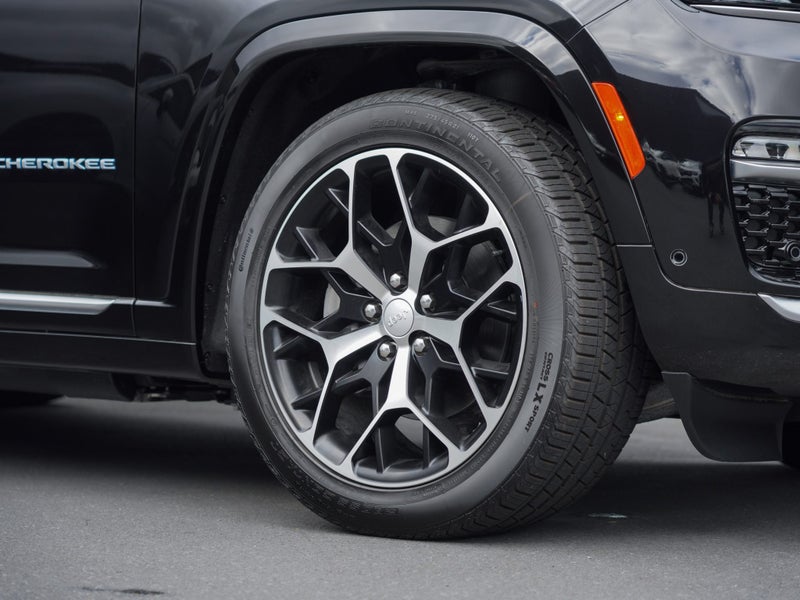 2025 Jeep Grand Cherokee Summit 4xe 2.0T 8A 5Dr... image 5