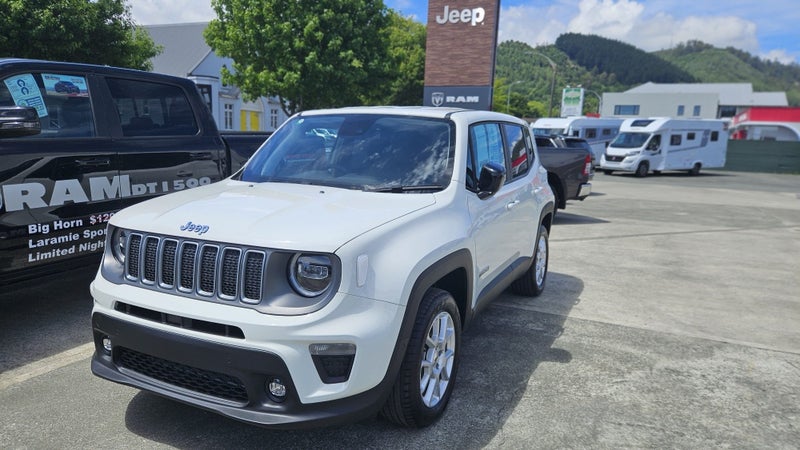 2025 Jeep Renegade Ltd PHEV image 1