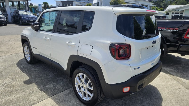 2025 Jeep Renegade Ltd PHEV image 3