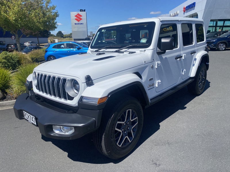 2025 Jeep Wrangler 2.0 Overland Petrol Auto image 3