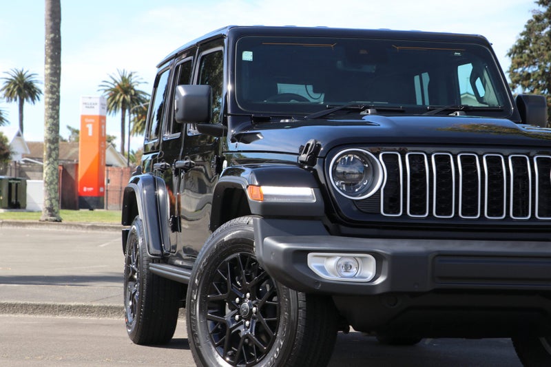 2025 Jeep Wrangler JL Overland 2.0P 4WD 4Dr image 5