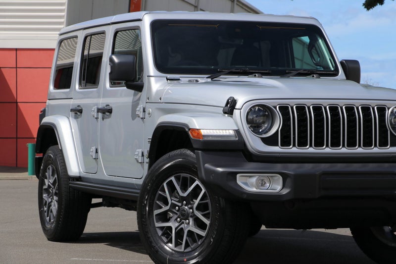 2025 Jeep Wrangler JL Overland 2.0P 4WD 4Dr image 5
