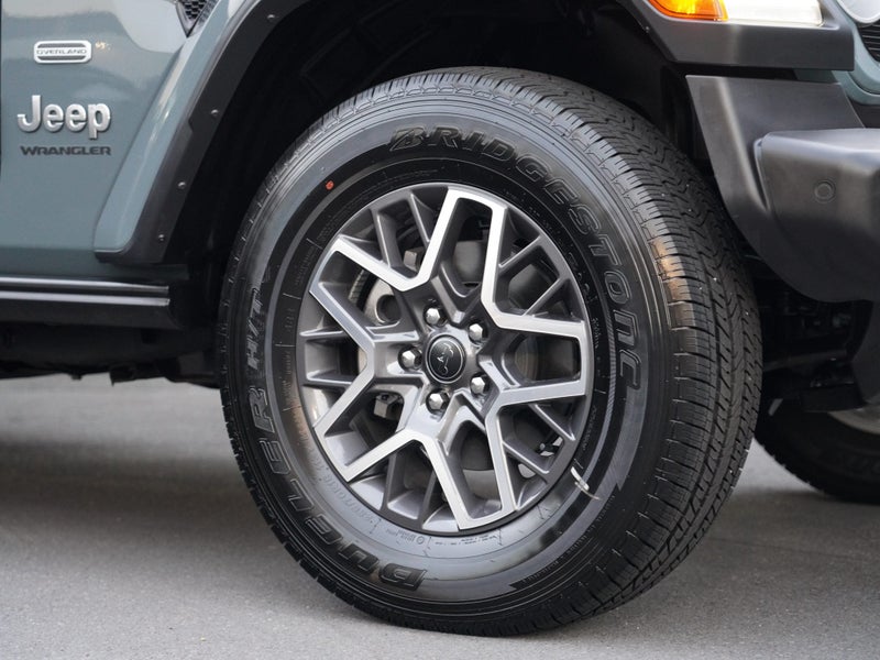 2025 Jeep Wrangler JL Overland 2.0P 4WD 4Dr Wagon image 4