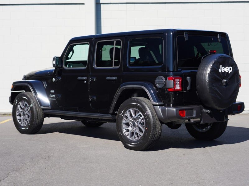 2025 Jeep Wrangler JL Overland 2.0P 4WD 4Dr Wagon image 2