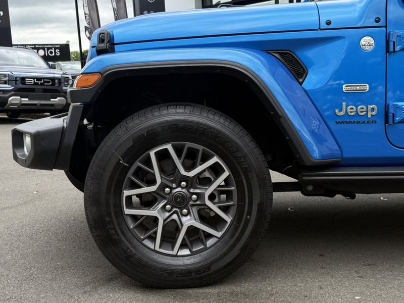 2025 Jeep Wrangler OVERLAND image 2