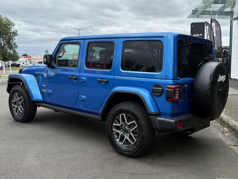 2025 Jeep Wrangler OVERLAND image 4