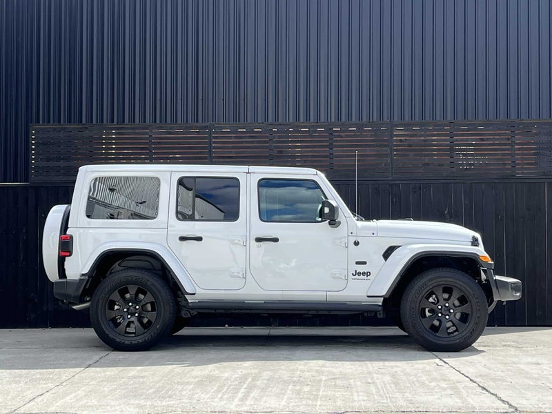 2025 Jeep Wrangler Overland image 2