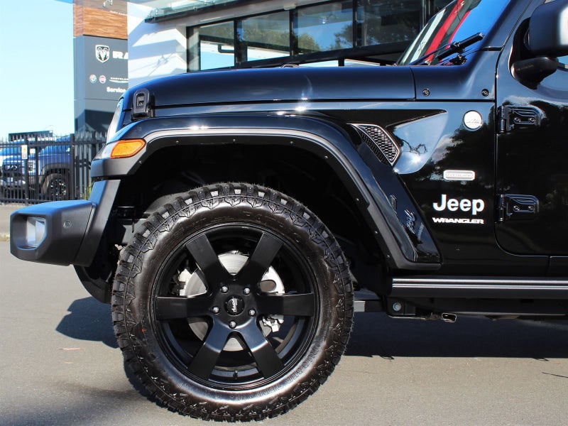 2025 Jeep Wrangler OVERLAND image 2