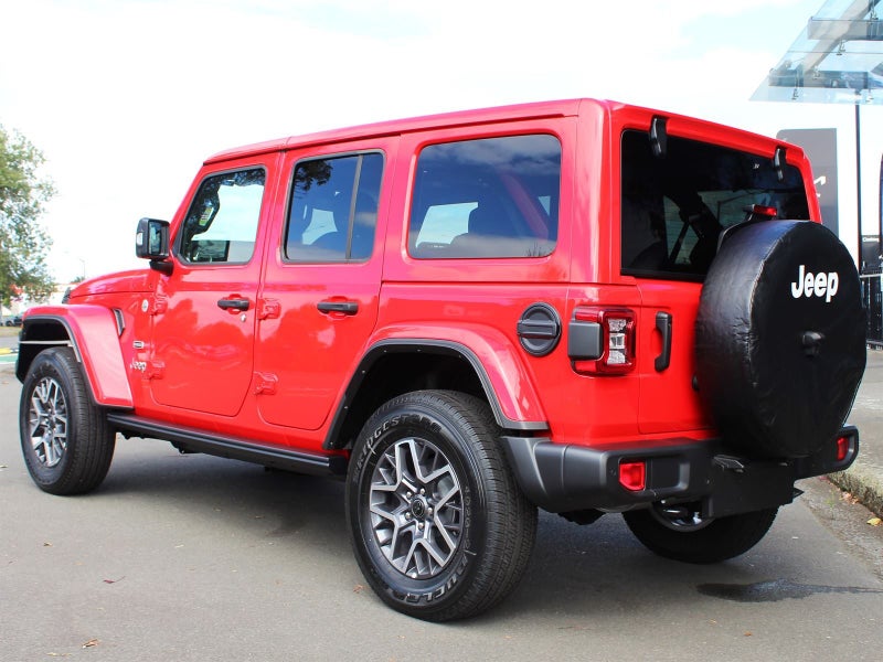 2025 Jeep Wrangler OVERLAND image 4