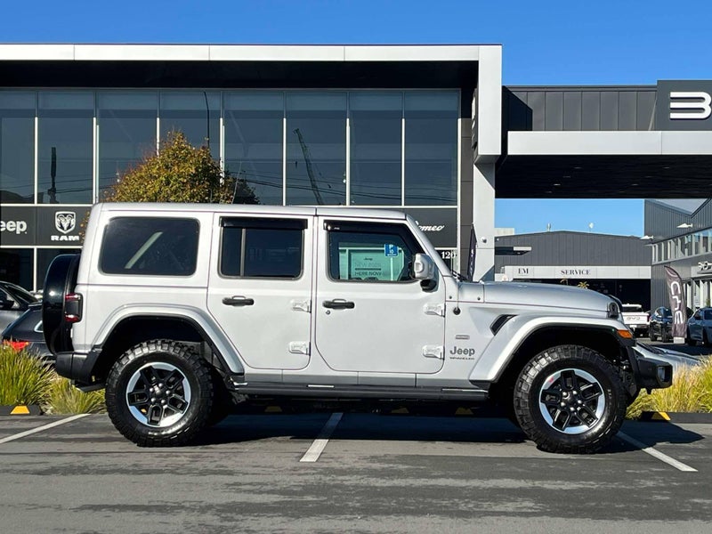 2025 Jeep Wrangler Overland image 2