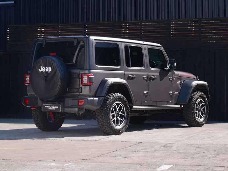 2025 Jeep Wrangler Rubicon image 3