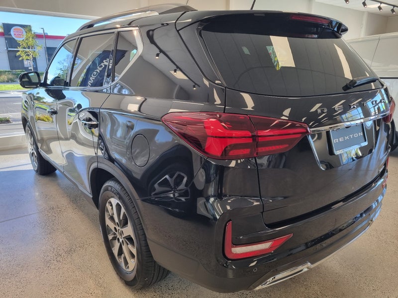 2025 KGM Rexton Sachi image 3