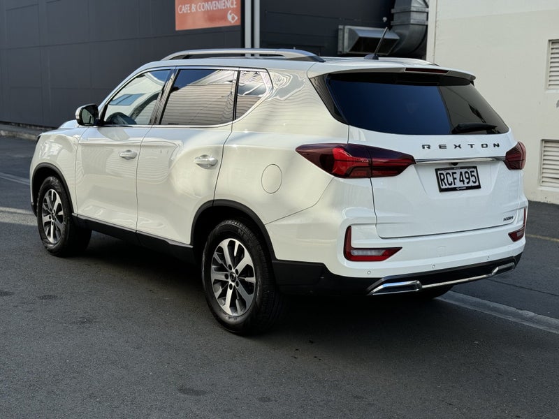 2025 KGM Rexton Sachi image 3