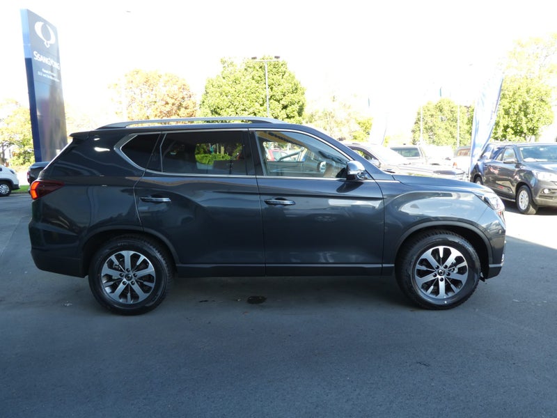 2025 KGM Rexton Sachi image 2
