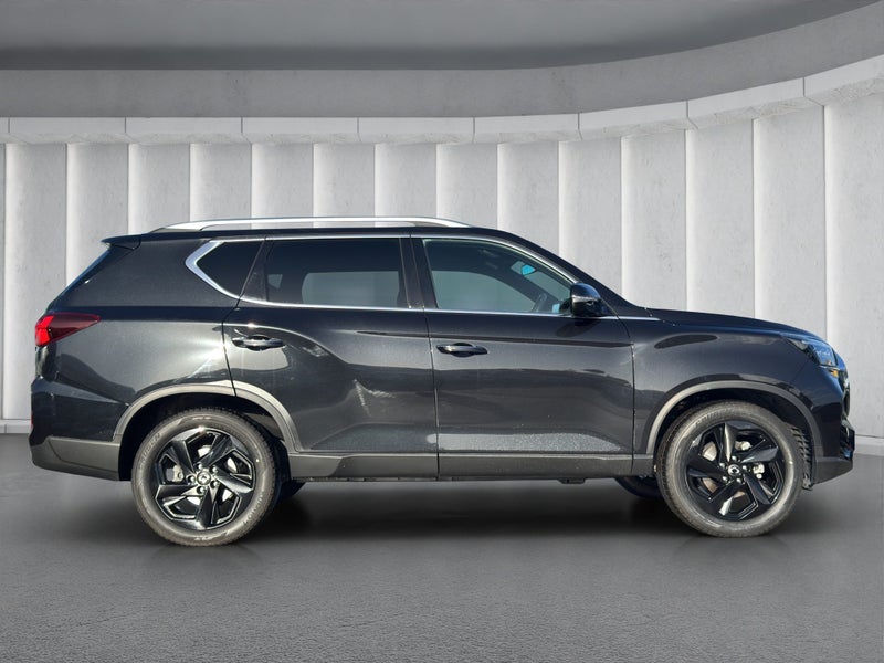 2025 KGM Rexton SACHI - 4WD - 3.5T TOWING image 2