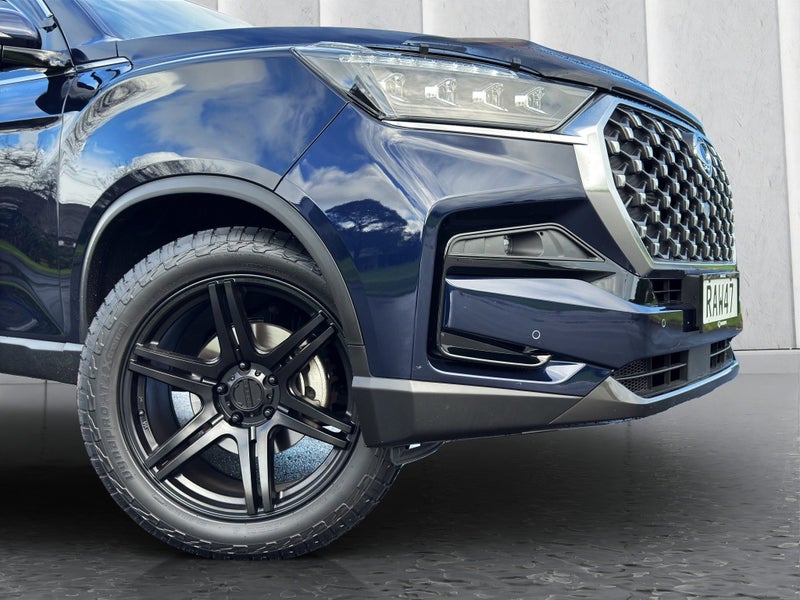 2025 KGM Rexton SACHI - EX DEMO image 2