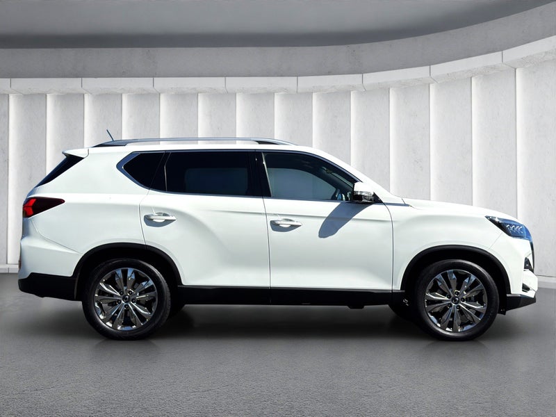 2025 KGM Rexton ULTIMATE - EX DEMO image 3