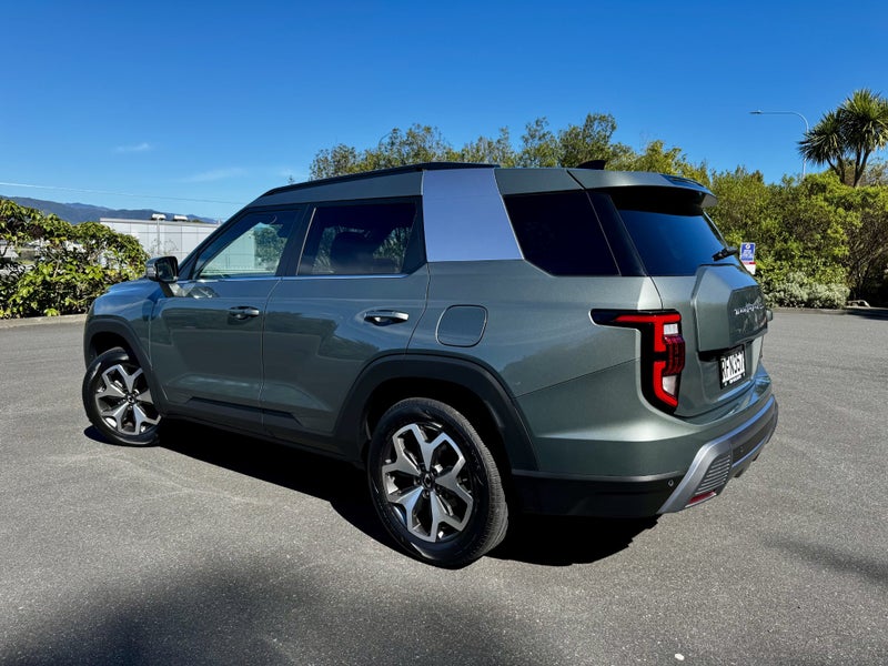 2025 KGM Torres image 2