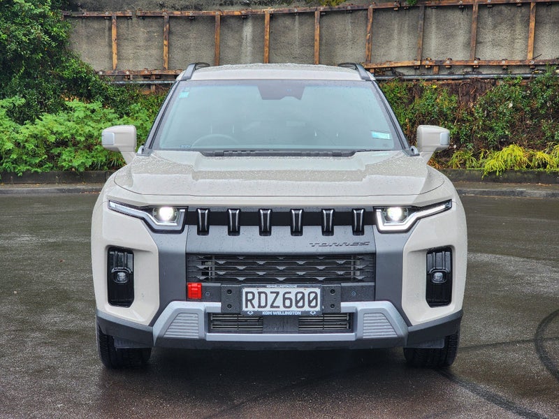 2025 KGM Torres 2wd image 4