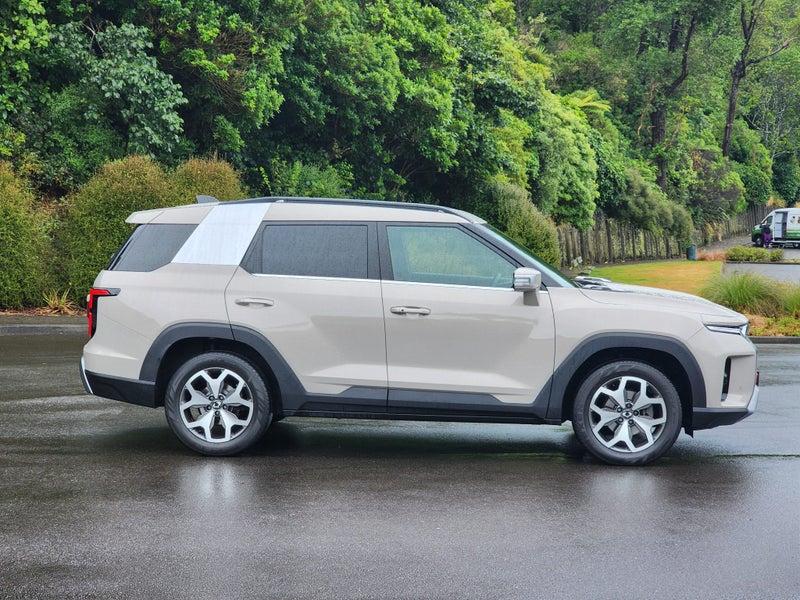 2025 KGM Torres 2wd image 5