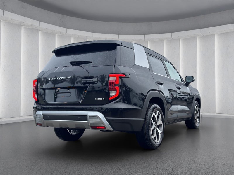2025 KGM Torres 4WD -RADAR CRUISE - LANE ASSIST image 3