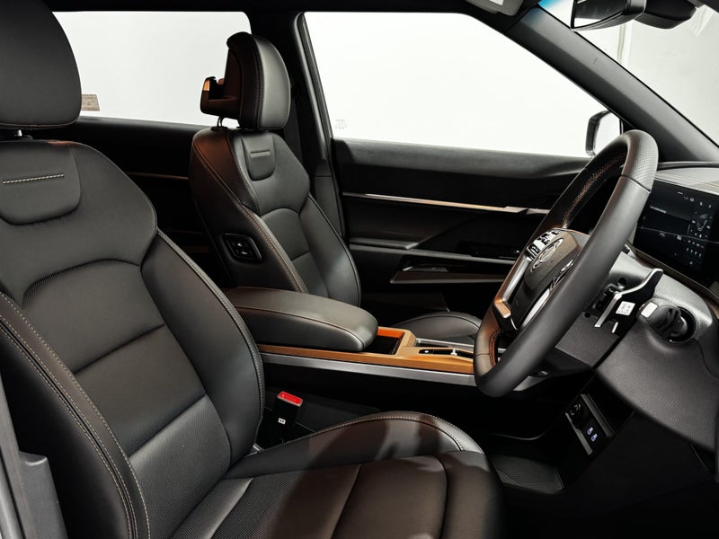 2025 KGM Torres 4WD TOP-SPEC! image 5