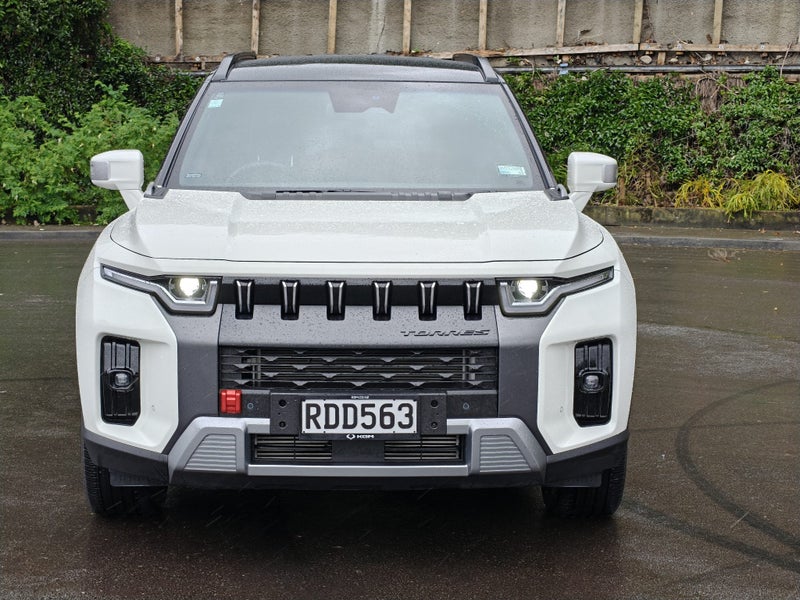 2025 KGM Torres image 4