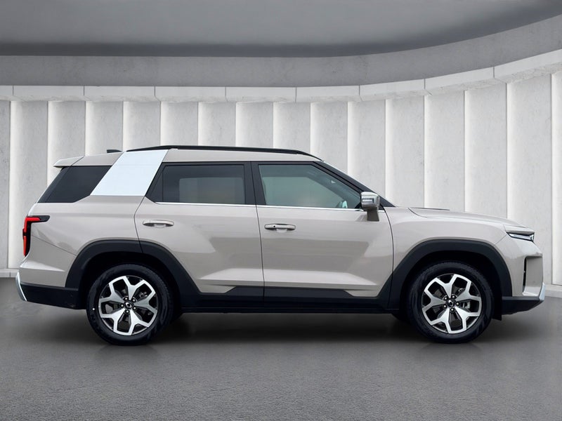 2025 KGM Torres EX-DEMO image 3