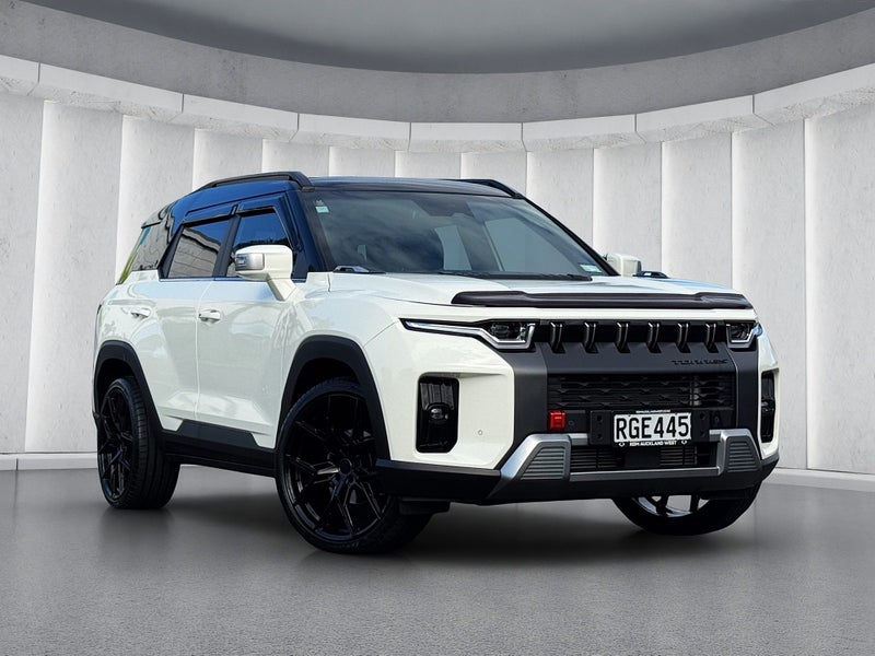 2025 KGM Torres EX DEMO image 1
