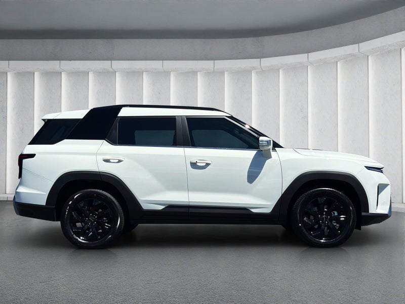 2025 KGM Torres HYBRID - DEMO image 3