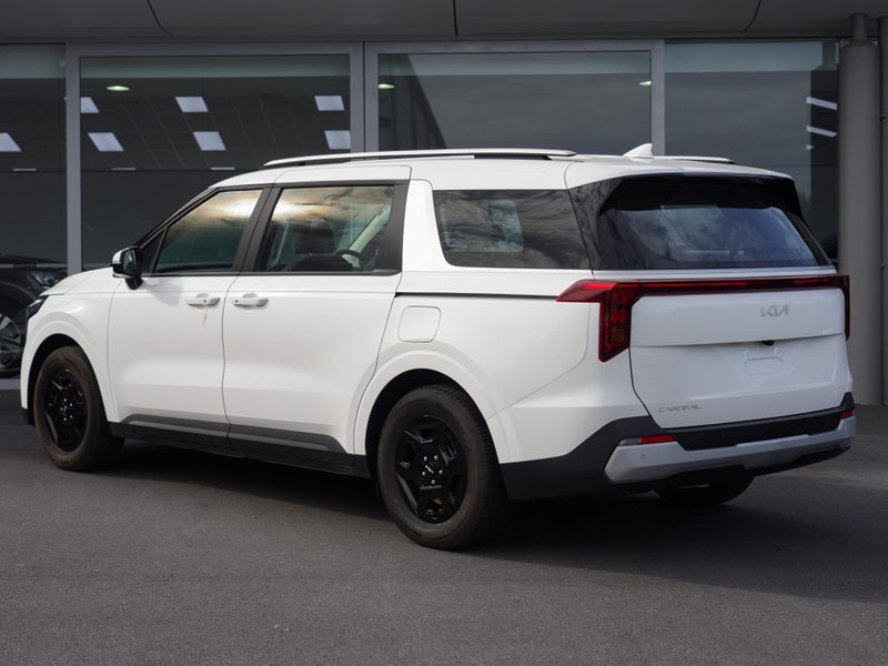 2025 Kia Carnival EX 2.2D 8A 8Seat 5Dr Wagon image 2