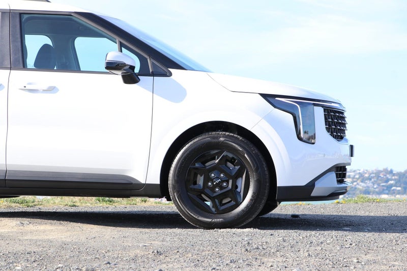 2025 Kia Carnival EX 2.2DT 8A image 4