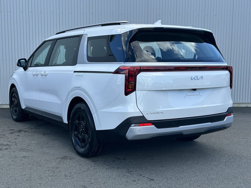 2025 Kia Carnival Ex 2.2Dt/8At image 4