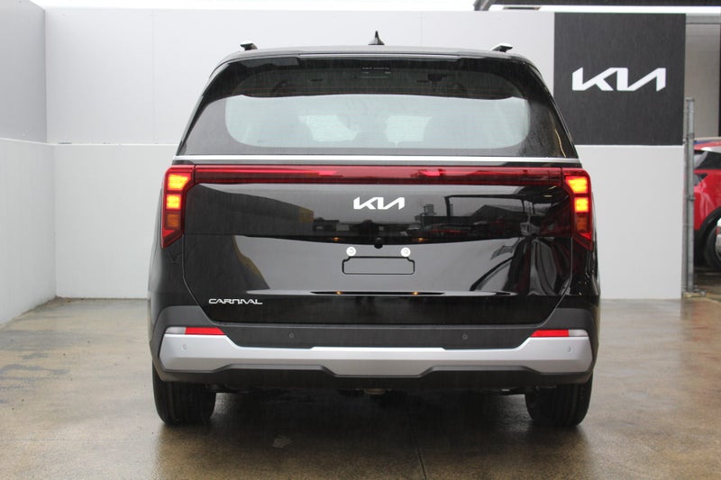 2025 Kia Carnival EX 2.2L Diesel Turbo 8 Speed... image 5